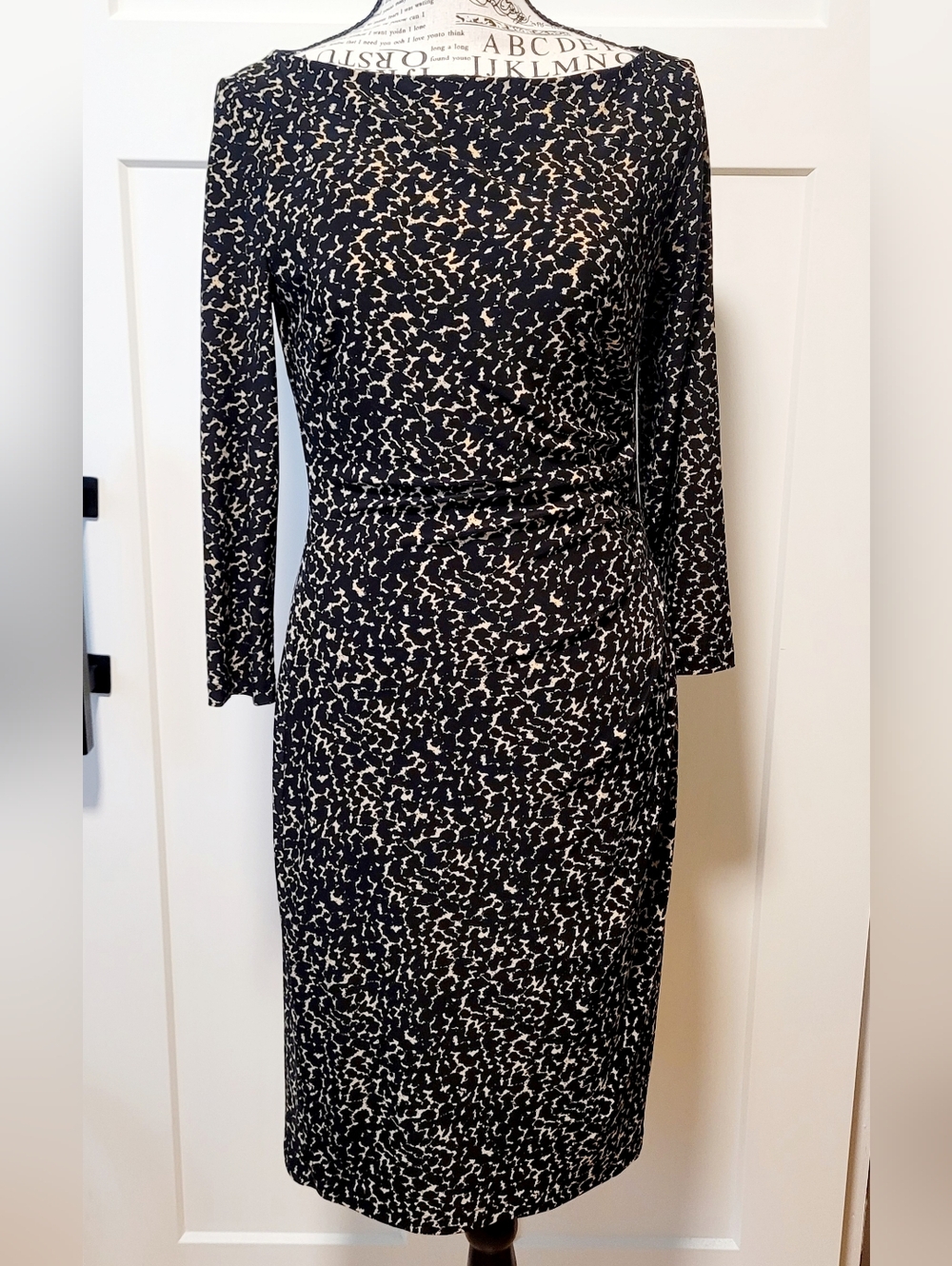 Lauren Ralph Lauren Ruched Sheath dress Sz 4 black tan Animal Print Quiet Luxury